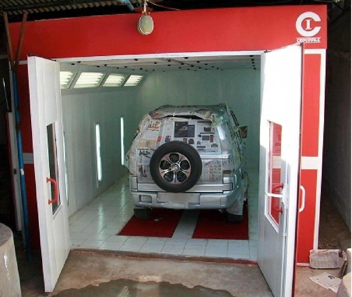 CAR PAINT BOOTH